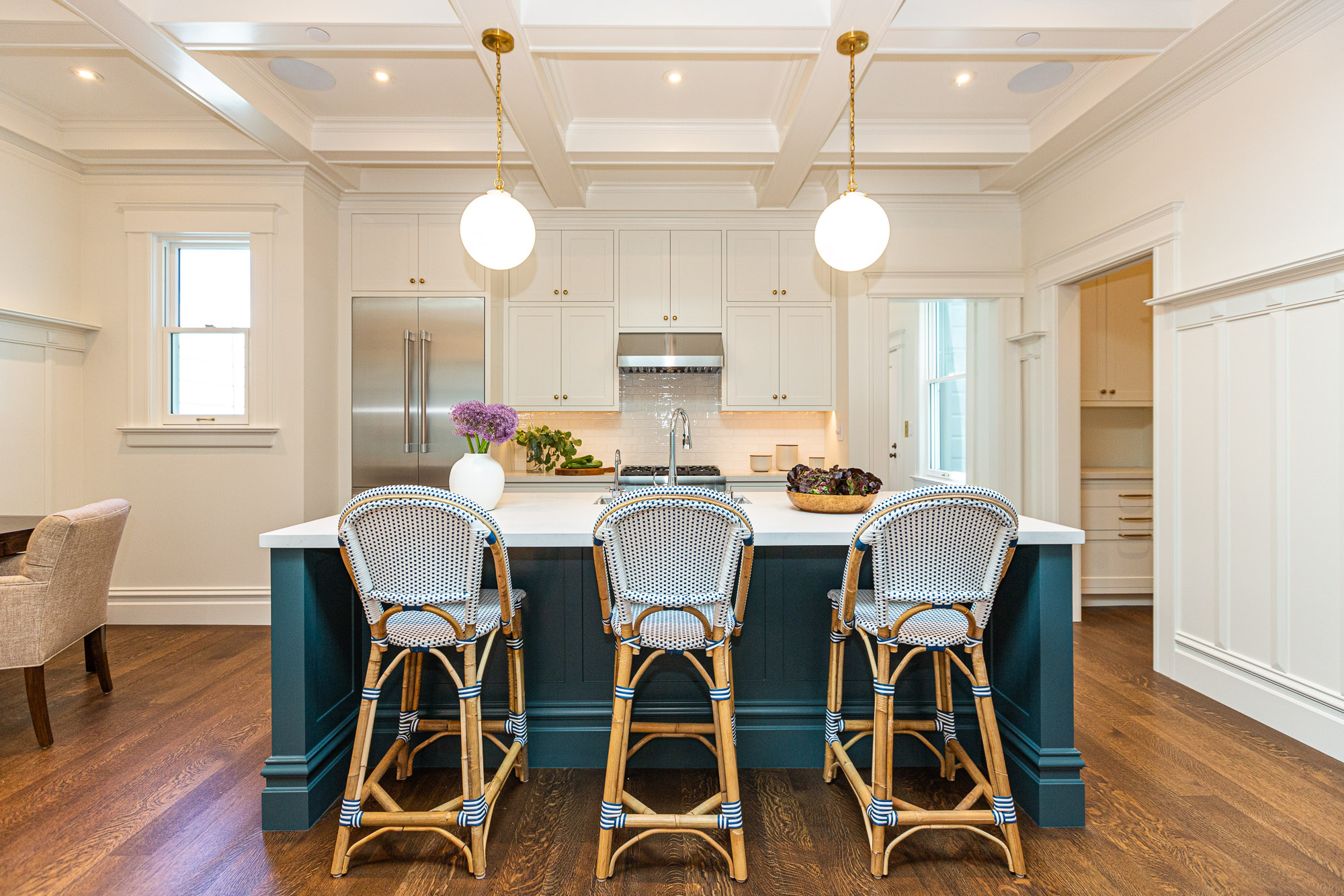 Picturing kitchen island.